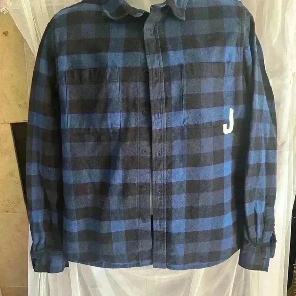 Oakley Men’s Flannel Button Up Shirt. Blue & Black Check. XL. Preowned. - Picture 3 of 6